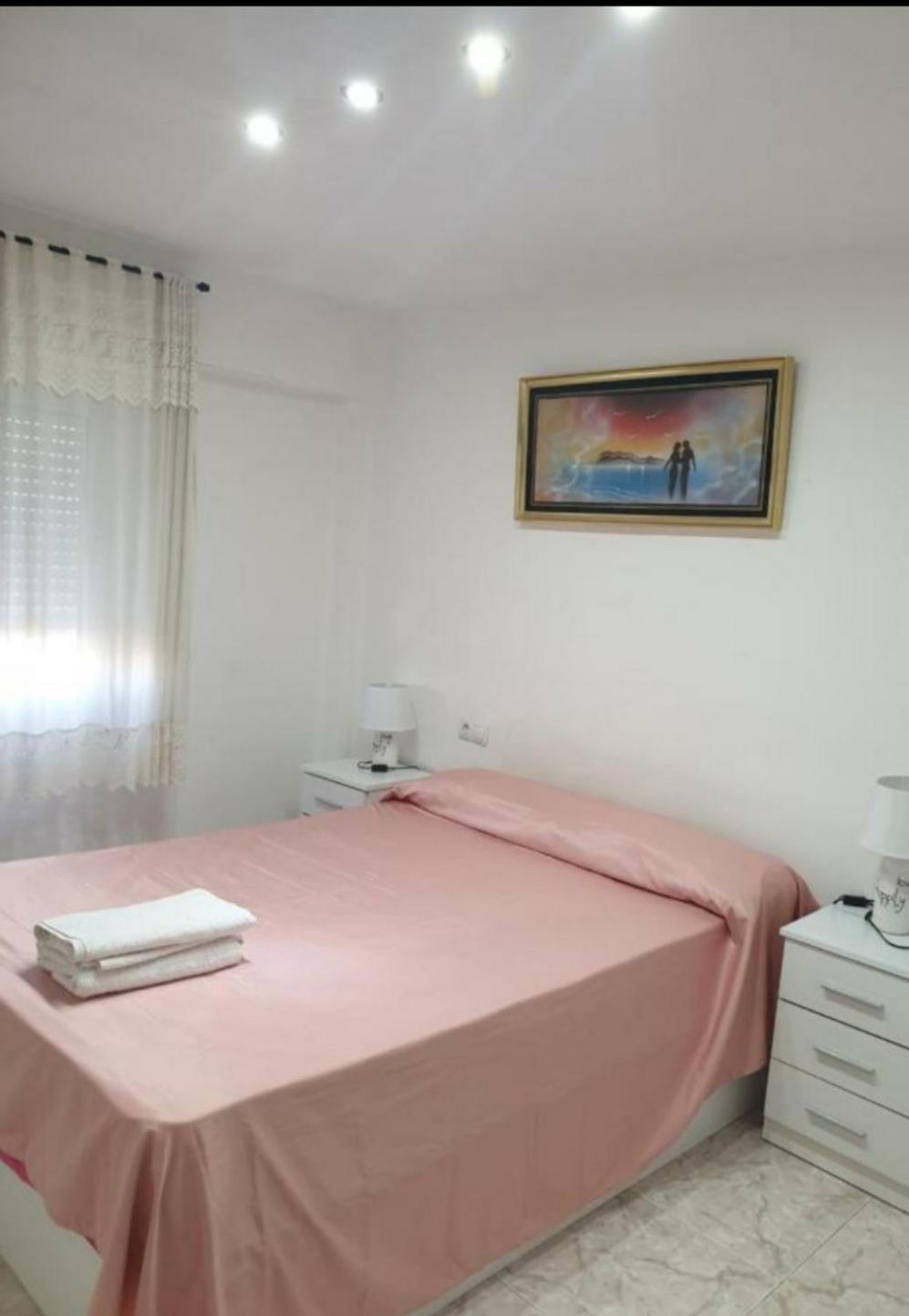 Rooms Nice And Quite 발렌시아 외부 사진